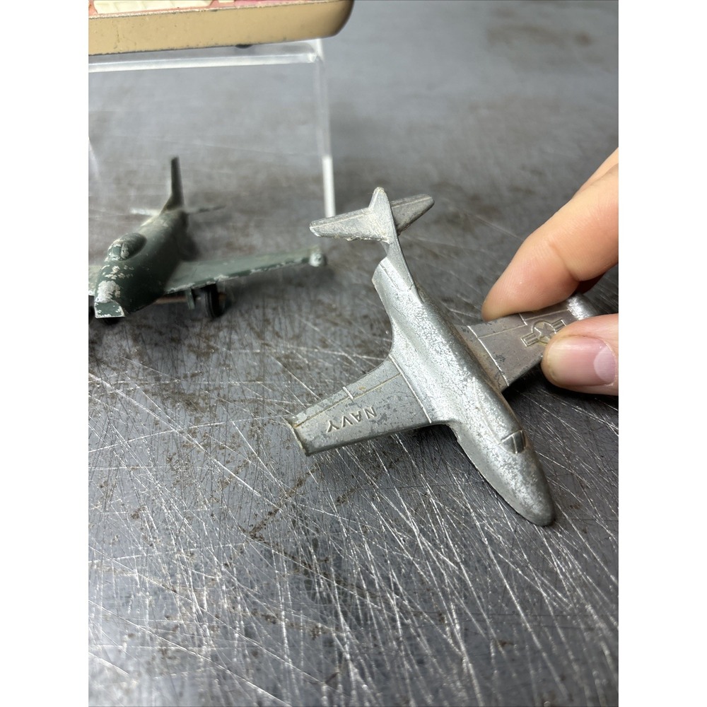 Vintage Tootsie Toy Plane F9F-2 Navy Panther X2 Cargo Ship Midgetoy Metal Toys - Picture 6 of 10